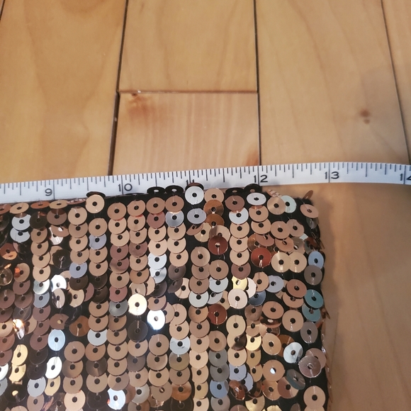 Dynamite sequins skirt - Picture 2 of 4